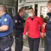 Duruşmada fotoğraf çeken genç tutuklandı