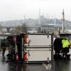 Unkapanı Köprüsü girişinde kaza; trafik kilitlendi