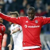 Beşiktaş'ta yeni moda Demba Ba Beşiktaş'ta yeni moda Demba Ba