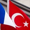 Dışişleri Bakanı Çavuşoğlu: Fransa'daki gösterilerde polisin kullandığı aşırı güç ibretliktir