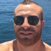 Gökhan Töre gizli gizli sigara içti Gökhan Töre gizli gizli sigara içti