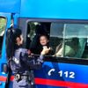 İzmir de 22 düzensiz göçmen yakalandı