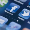 Facebook ve Twitter yavaşladı