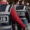 'Dublörlü' tapu dolandırıcıları tutuklandı 'Dublörlü' tapu dolandırıcıları tutuklandı