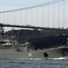 Rus savaş gemisi İstanbul Boğazı'ndan geçti