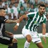 Bursasporlu futbolcular taraftarlardan özür diledi Bursasporlu futbolcular taraftarlardan özür diledi