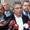 Dündar:'Başbakanın ısrarına dayanamayacağız; çıkmayı düşünüyoruz' Dündar:'Başbakanın ısrarına dayanamayacağız; çıkmayı düşünüyoruz'