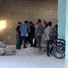 2 metre yükseklikten düşen inşaat işçisi hayatını ... 2 metre yükseklikten düşen inşaat işçisi hayatını ...