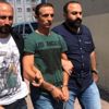 Hamile eşine kurşun sıkan, yanındaki arkadaşını öldüren zanlı tutuklandı Hamile eşine kurşun sıkan, yanındaki arkadaşını öldüren zanlı tutuklandı