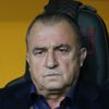 Terim'den sarı kart göndermesi! Terim'den sarı kart göndermesi!