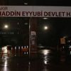 Düğün sahibi husumetli aileleri çağırdı, ortalık savaş alanına döndü Düğün sahibi husumetli aileleri çağırdı, ortalık savaş alanına döndü