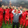 'Bir kişi hariç herkese tebrikler'