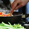 Yemek pişirirken hayatını kaybetti Yemek pişirirken hayatını kaybetti