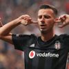 Beşiktaş tan Oğuzhan Özyakup için Feyenoord a olumsuz ... Beşiktaş tan Oğuzhan Özyakup için Feyenoord a olumsuz ...