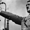 Hitler selamı verince tutuklandı Hitler selamı verince tutuklandı