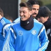 Mesut'tan 'Alman Türkü' tepkisi