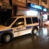 Adana da kuruyemişçiyi bıçaklayan gaspçı yakalandı