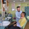 Depremzede berberden yetim çocuklara ücretsiz tıraş Depremzede berberden yetim çocuklara ücretsiz tıraş