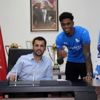 Ricardo Gomez, imzayı attı Ricardo Gomez, imzayı attı