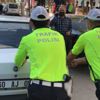 Yolda kalan otomobili, polis müdürü itti Yolda kalan otomobili, polis müdürü itti