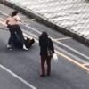 Eline bıçağı aldı! Dehşet saçtı Eline bıçağı aldı! Dehşet saçtı