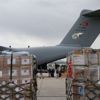Türkiye'nin yardım eli dünyaya uzanmaya devam ediyor! Tıbbi yardım malzemesi taşıyan Türk uçağı Çad'a indi
