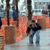 Eşini ve kızını göremeyince kendisini bıçakladı Eşini ve kızını göremeyince kendisini bıçakladı