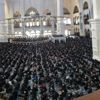 Karamollaoğlu'nun dolmaz dediği Çamlıca Camii'ne cuma namazı için akın edildi Karamollaoğlu'nun dolmaz dediği Çamlıca Camii'ne cuma namazı için akın edildi