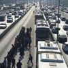 Metrobüs arızalandı: Seferler durdu