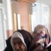 Seher nine, sırtta sandığa gitti Seher nine, sırtta sandığa gitti