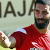 Manchester United Arda Turan'ın peşinde