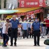 Ceza yedi, polislere saldırdı Ceza yedi, polislere saldırdı