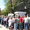 Kosova'da Türkler, oy kullanmak için sandık başına gitti Kosova'da Türkler, oy kullanmak için sandık başına gitti