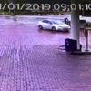 Karabük kaza anı güvenlik kamerasına yansıdı Karabük kaza anı güvenlik kamerasına yansıdı