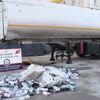 Diyarbakır'da yakıt tankerinde 200 bin paket kaçak sigara ele geçirildi Diyarbakır'da yakıt tankerinde 200 bin paket kaçak sigara ele geçirildi