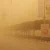 İran'ın güneyinde toz fırtınası nedeniyle kamu kurumları tatil edildi