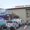 Dağdan kopan kayalar 2 kişiyi yaraladı Dağdan kopan kayalar 2 kişiyi yaraladı