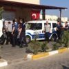 Polisle çatışıp suçluyu hastaneden kaçırmak istediler Polisle çatışıp suçluyu hastaneden kaçırmak istediler