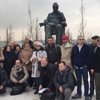 Yazarlar, Yaşar Kemal heykelini ziyaret etti Yazarlar, Yaşar Kemal heykelini ziyaret etti