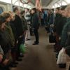 Metroda Ata’ya saygı duruşu