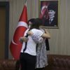 Teslim olan 2 kadın terörist aileleriyle buluşturuldu Teslim olan 2 kadın terörist aileleriyle buluşturuldu