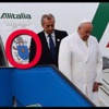 Vatikan'dan 'uçak' Açıklaması Vatikan'dan 'uçak' Açıklaması