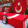 Dedesi güçlükle ayakta durdu Dedesi güçlükle ayakta durdu