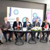 Üniversite, sanayinin rekabet gücü artıracak projelere ... Üniversite, sanayinin rekabet gücü artıracak projelere ...