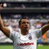 Beşiktaş'ta Adriano sıkıntısı
