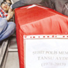 Şehitleri uğurlarken gözyaşları sel oldu Şehitleri uğurlarken gözyaşları sel oldu