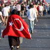 FETÖ davasında tutuksuz yargılanan erden 'Türk bayrağı taşıyan kadına ateş edildiğini gördüm' beyanı