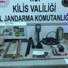 İzinsiz kazı yapan defineciler yakalandı İzinsiz kazı yapan defineciler yakalandı