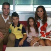 Van Persie: "İyi ki buraya geldik Büşra" Van Persie: "İyi ki buraya geldik Büşra"