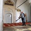 Menderes te camiler ibadete hazır